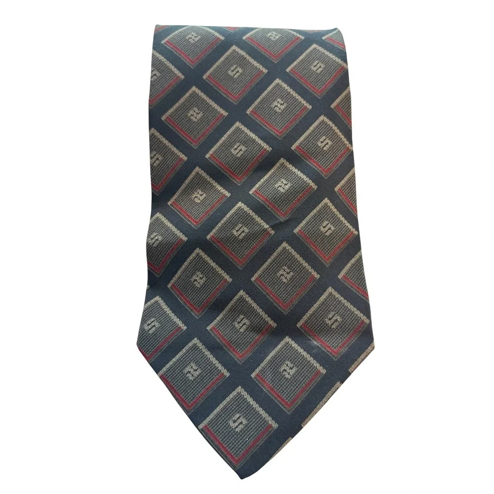 Vtg 90s Giorgio Armani Collezioni Tie 100% Silk Wide Navy Diamond Made in Italy